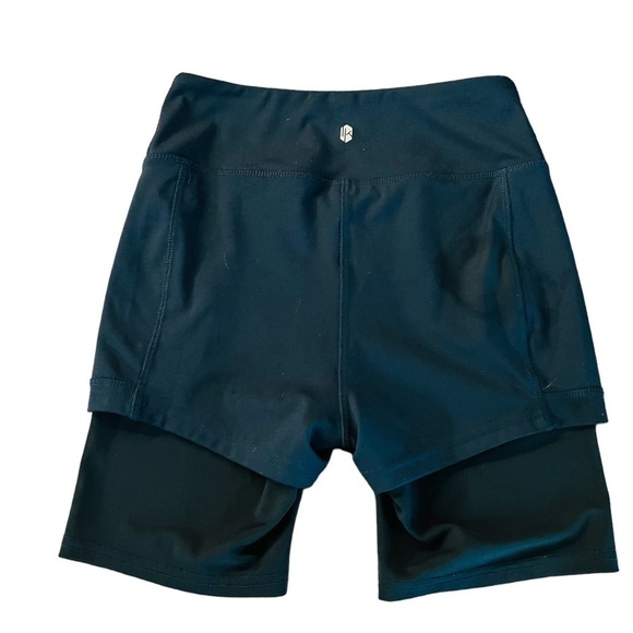 LA KOTTEE WOMENS BLACK ATHLETIC SHORTS SIZE SMALL - Picture 2 of 10